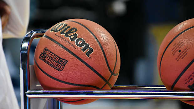 mississippi-basketball-1